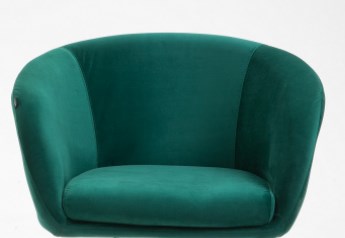 fotel tapicerowany butelkowa zieleń najmodniejsze meble do salonu. Fotel zielony idealny do biura. szeroki wybór podstaw foteli srebrne złote czarne. Sprawdź meble w butelkowej zieleni. 